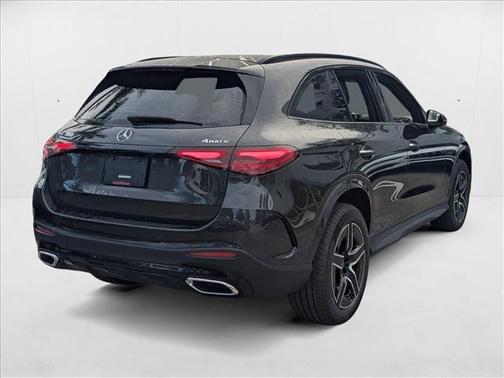 2026 Mercedes-Benz GLC 300 4MATIC