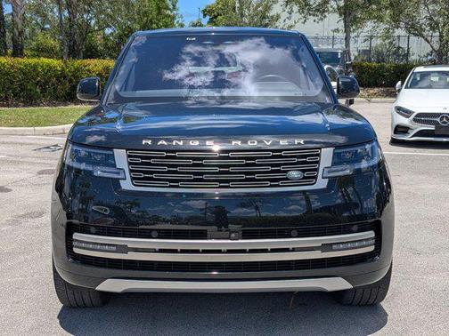 2023 Land Rover Range Rover P400 SE