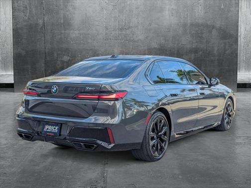 2023 BMW 760 i xDrive
