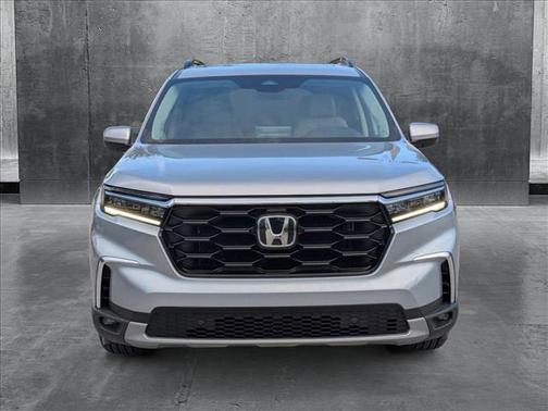 2024 Honda Pilot Touring 8-Passenger