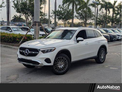2025 Mercedes-Benz GLC 300 Base