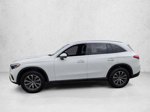 Polar White 2025 Mercedes-Benz GLC 300 4MATIC