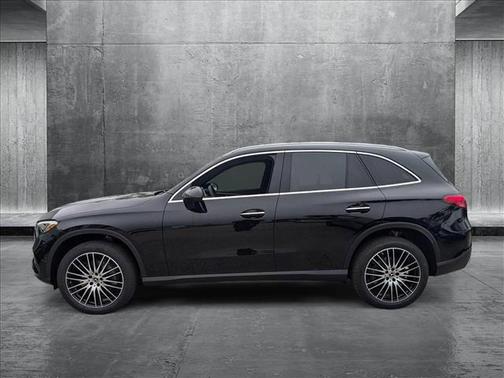 2025 Mercedes-Benz GLC 300 Base