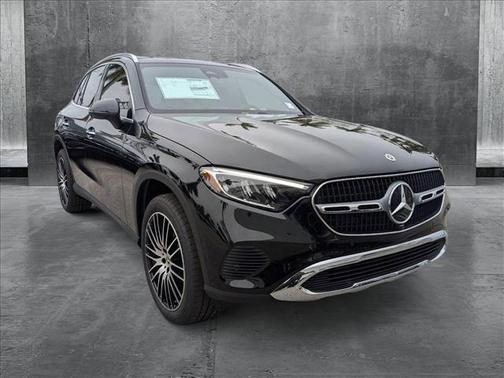 2025 Mercedes-Benz GLC 300 Base
