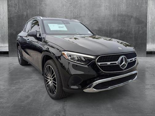 2025 Mercedes-Benz GLC 300 Base