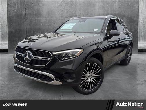 2025 Mercedes-Benz GLC 300 Base
