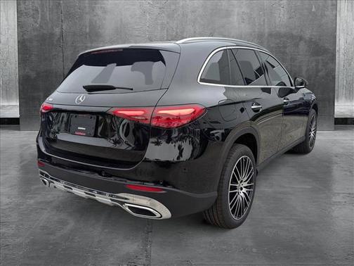 2025 Mercedes-Benz GLC 300 Base