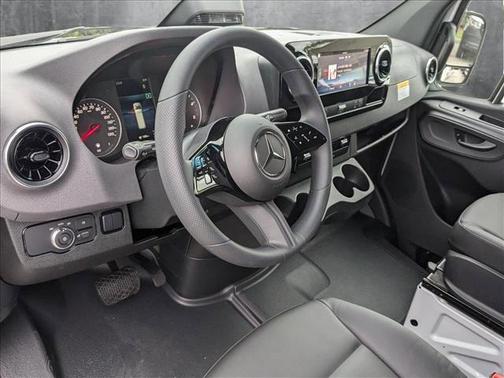 2025 Mercedes-Benz Sprinter 2500 High Roof