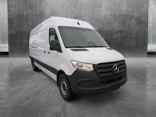 2025 Mercedes-Benz Sprinter 2500 High Roof