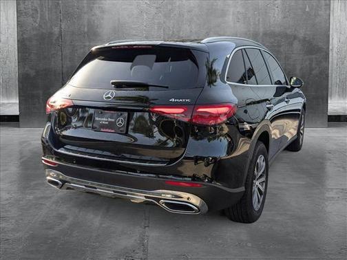 2025 Mercedes-Benz GLC 300 4MATIC