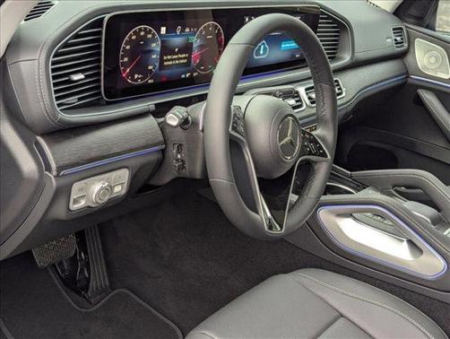 2026 Mercedes-Benz GLS 450 4MATIC