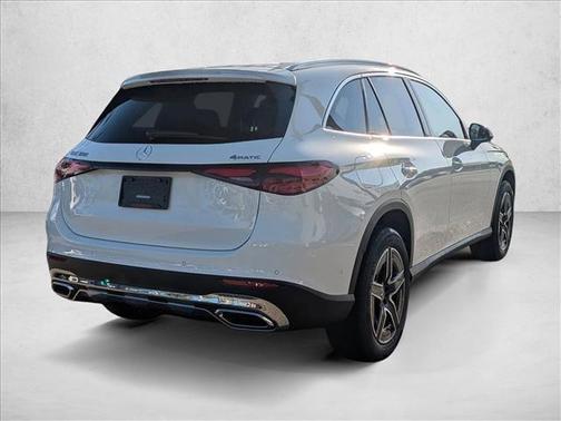 Polar White 2026 Mercedes-Benz GLC 300 4MATIC