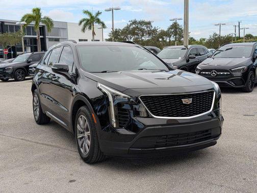 2023 Cadillac XT4 Sport