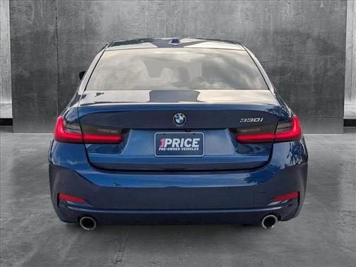 2023 BMW 330 330i