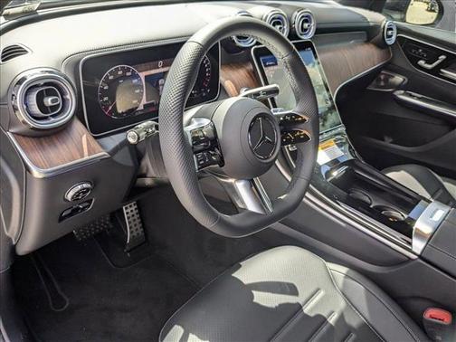 2025 Mercedes-Benz GLC 350e Base