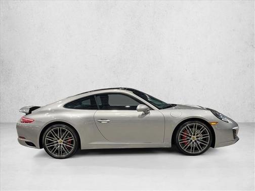 2018 Porsche 911 Carrera S