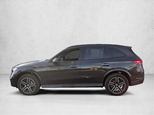 2025 Mercedes-Benz GLC 300 4MATIC