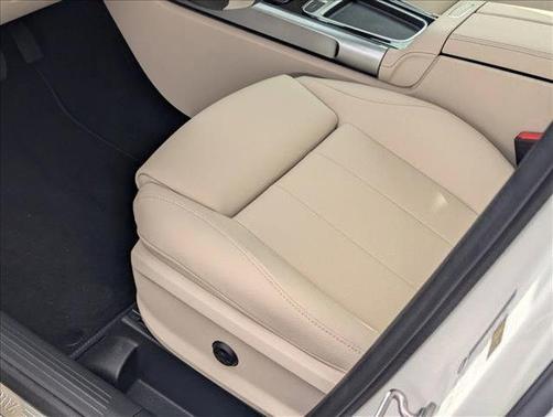 2026 Mercedes-Benz GLB 250 Base