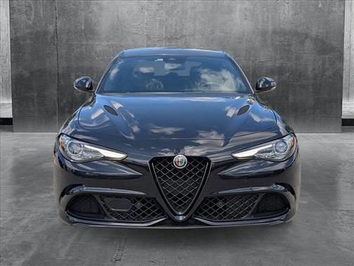 2023 Alfa Romeo Giulia Quadrifoglio
