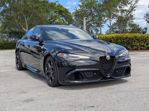 2023 Alfa Romeo Giulia Quadrifoglio