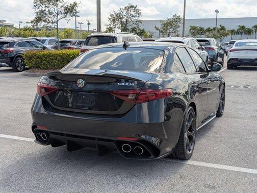 2023 Alfa Romeo Giulia Quadrifoglio