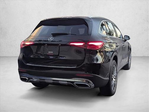 2026 Mercedes-Benz GLC 300 Base