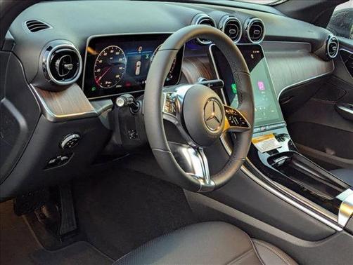 2026 Mercedes-Benz GLC 300 Base