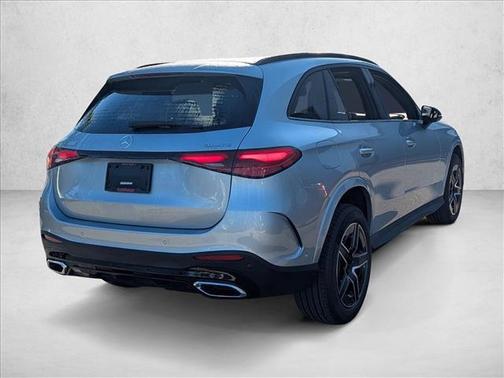 2026 Mercedes-Benz GLC 300 4MATIC