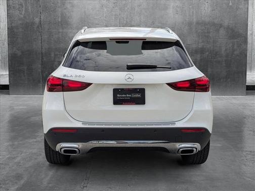 2025 Mercedes-Benz GLA 250 Base