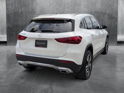 2025 Mercedes-Benz GLA 250 Base