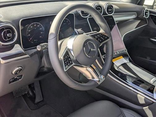 2026 Mercedes-Benz GLC 300 Base