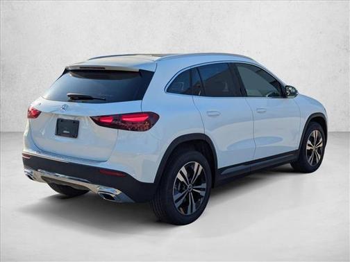 Polar White 2026 Mercedes-Benz GLA 250 4MATIC