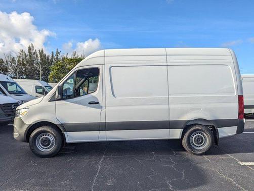 2025 Mercedes-Benz Sprinter 2500 Standard Roof