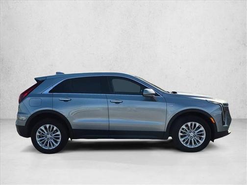 Argent Silver Metallic 2024 Cadillac XT4 Luxury