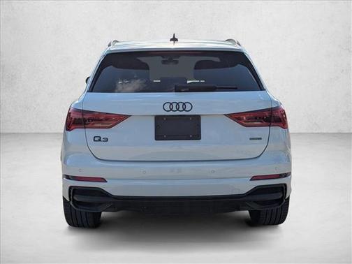 2023 Audi Q3 Premium 45 TFSI S line quattro Tiptronic