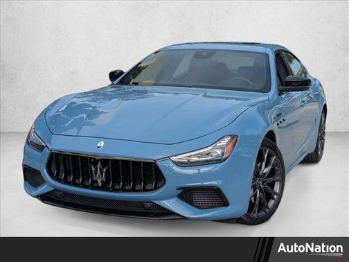 2022 Maserati Ghibli Modena Q4