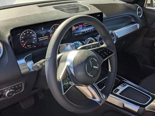 2026 Mercedes-Benz GLB 250 Base