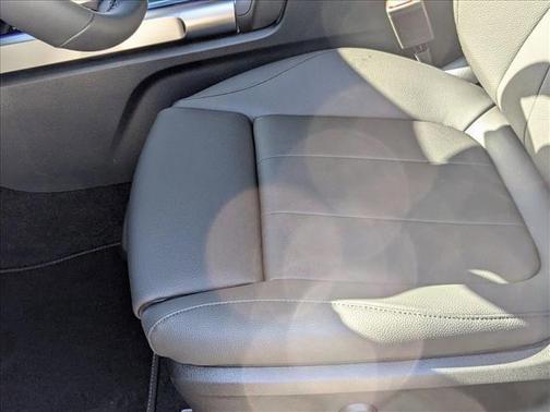 2026 Mercedes-Benz GLB 250 Base