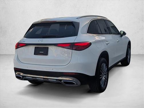 2026 Mercedes-Benz GLC 300 Base