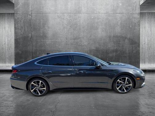 2022 Hyundai SONATA SEL Plus