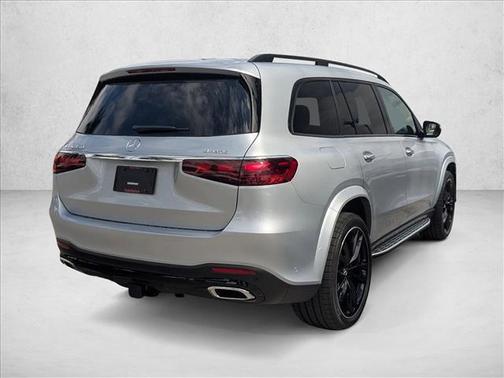 2026 Mercedes-Benz GLS 450 4MATIC