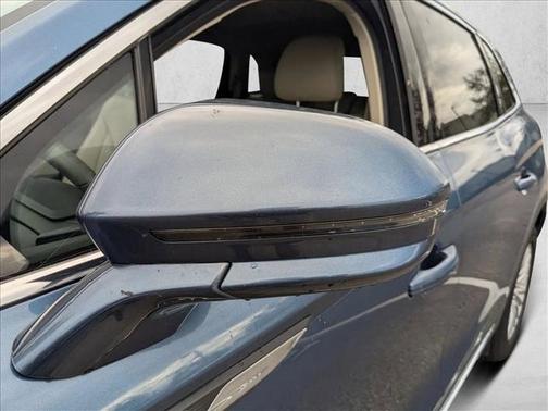 2019 Lincoln Nautilus Standard