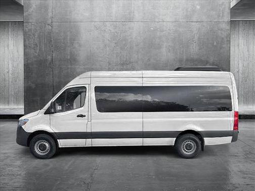 2025 Mercedes-Benz Sprinter 2500 High Roof