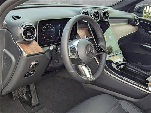 2025 Mercedes-Benz GLC 300 Base