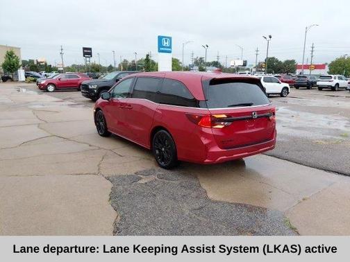 Radiant Red Metallic II 2026 Honda Odyssey Sport-L