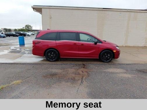 Radiant Red Metallic II 2026 Honda Odyssey Sport-L
