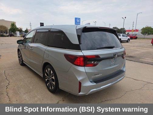 Solar Silver Metallic 2027 Honda Odyssey Elite
