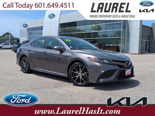 Predawn Gray Mica 2024 Toyota Camry SE
