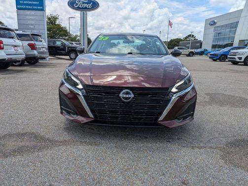 Garnet Pearl Metallic 2025 Nissan Altima 2.5 SV