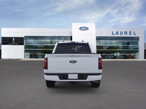 Oxford White 2026 Ford F-150 XLT